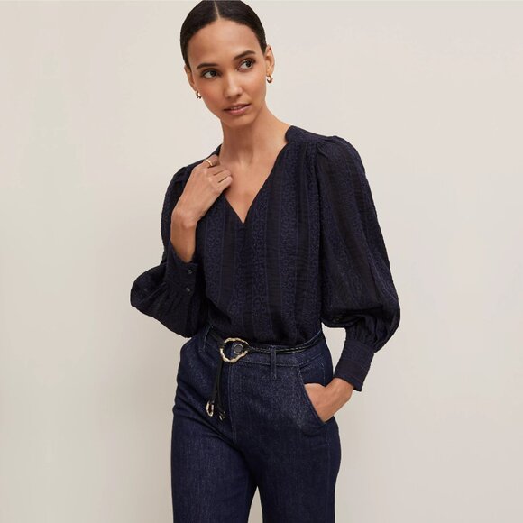 2/$30 NWT Ann Taylor Embroidered V-Neck Popover Night Sky Small #A0441 TRB3 - Picture 1 of 9